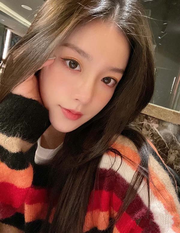 温哥华预约高端模特